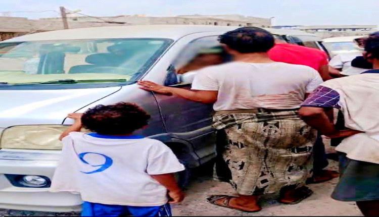 مأساة الممدارة.. سائق حافلة يلقى حتفه اختناقاً داخل مركبته والمكيف شغال