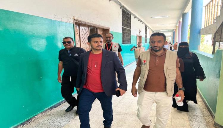 مدير عام الشؤون الاجتماعية يدشن أعمال ترميم مبنى المجمع المهني لذوي الإعاقة بالعاصمة عدن
