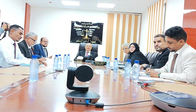مجلس القضاء الأعلى يقر نقل قضاة ويعزل اثنين ويحيل آخرين للمساءلة