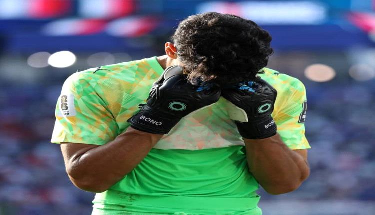 سقط في الإحماء.. إصابة مباغتة تبعد ياسين بونو عن مباراة الهلال ونيوم