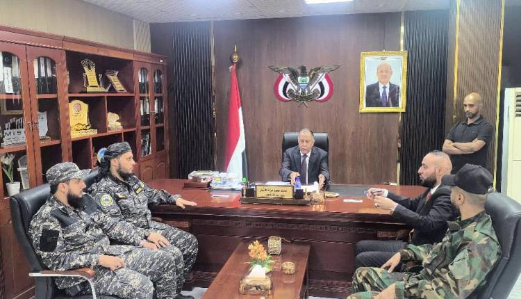 وزير الصناعة والتجارة يستقبل قائد قوات أمن المنشآت 
