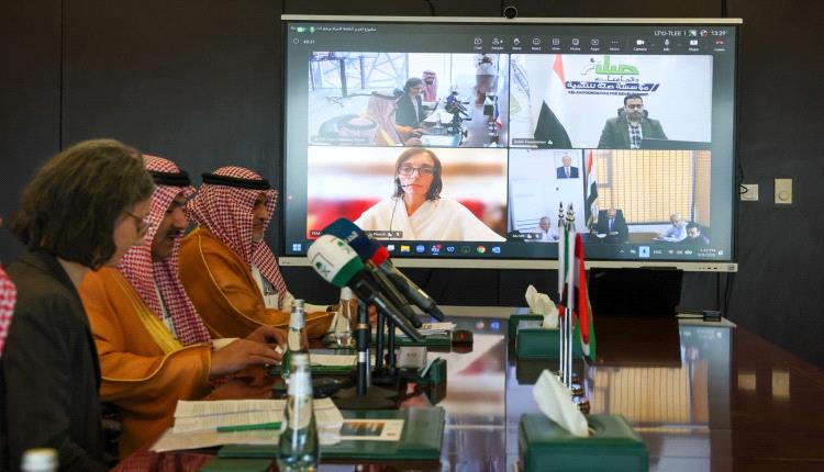 وزير المياه والبيئة يشهد توقيع برنامج سعودي–فرنسي لتعزيز أنظمة المياه الحضرية القادرة على الصمود في تعز
