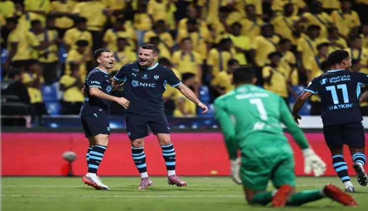 هاتريك مارتينيلي.. الهلال يكشر عن أنيابه بسداسية نظيفة أمام التعاون في دوري روشن السعودي