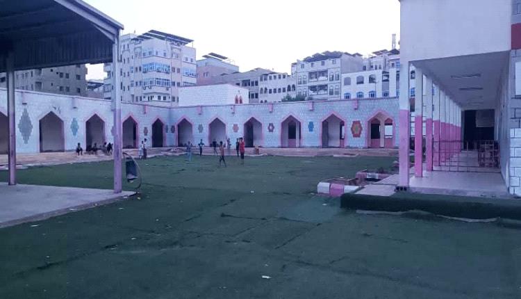 نحو 1500 تلميذ يدرسون بمدرسة نشوان للتعليم الأساسي بدون طاقة بديلة