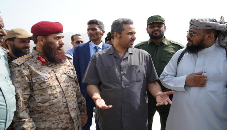 محافظ لحج يُشيد بتضحيات القوات الجنوبية ويدعو إلى توحيد الصفوف وتعزيز الجبهة الداخلية 
