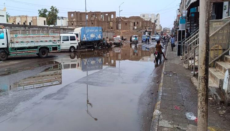 هطول أمطار غزيرة على الحوطة وتبن بلحج