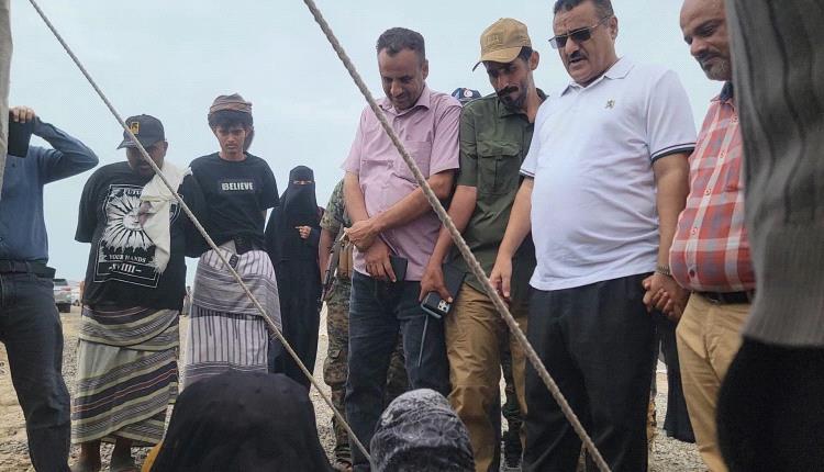 غرب عدن.. مخيم جديد يستقبل الفارين من جحيم الحوثي في تعز والحديدة