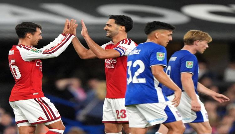 آرسنال يدك حصون إبسويتش برباعية في كأس الرابطة