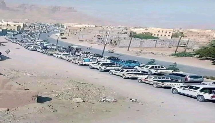 بعد 7 أشهر من الوعود.. أزمة الغاز والمشتقات تفاقم معاناة المواطنين في وادي حضرموت
