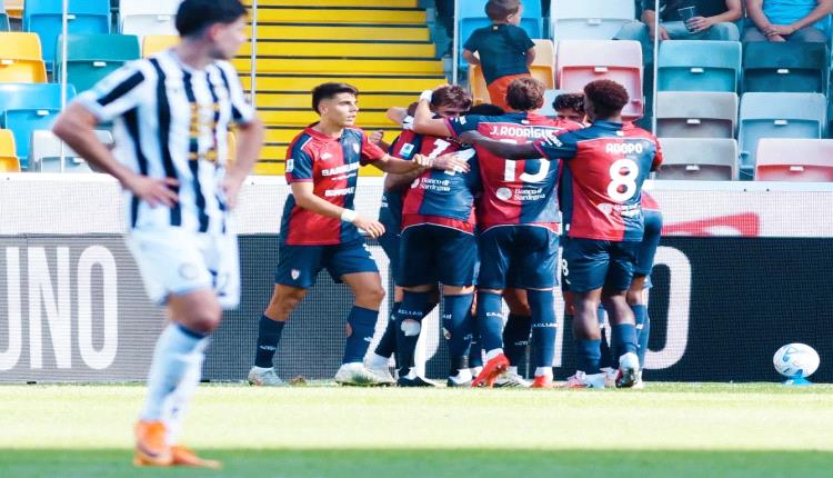 كالياري يحقق فوزه الثالث توالياً في الدوري الإيطالي