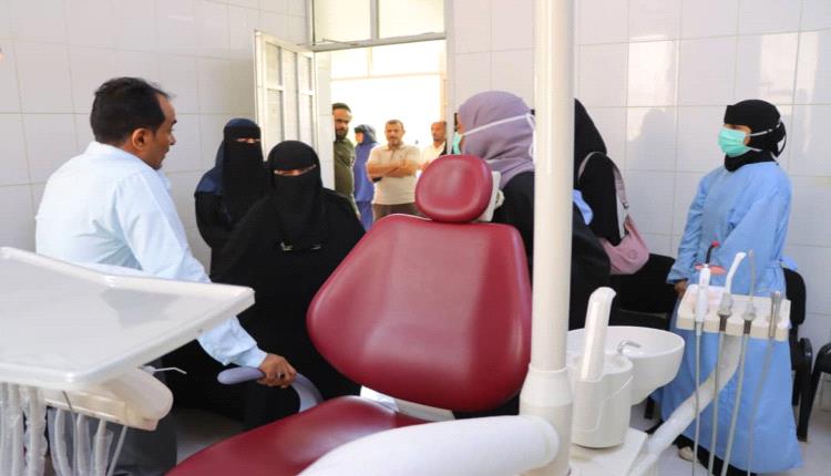 مدير عام خورمكسر يتفقد سير العمل في المجمع الصحي ويطلع على التجهيزات الطبية الجديدة
