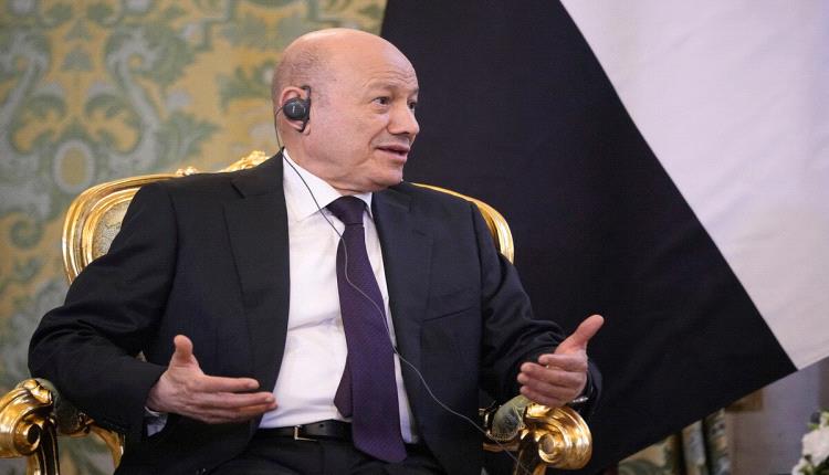 رويترز: الرئيس الأمريكي رفض طلب رئيس مجلس القيادة بتقديم دعم عسكري مباشر لمواجهة الحوثيين