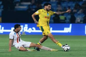 التعادل السلبي يفرض نفسه على مواجهة الخليج والرياض في دوري روشن السعودي