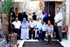 فيما أنهارت متاحف البلاد وأغلق أبوابها.. برزت كنوز "بيت الموروث" للسيدة نجلاء شمسان  
