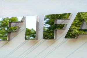 محكمة فيفا تنصف مدربًا مصريًا