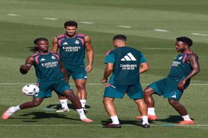 غيابات بالجملة وظهور الصفقة الجديدة.. قائمة ريال مدريد لمواجهة بيتيس