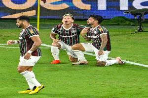 حكم يعتدي على لاعب في الدوري البرازيلي