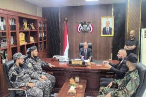 وزير الصناعة والتجارة يستقبل قائد قوات أمن المنشآت 

