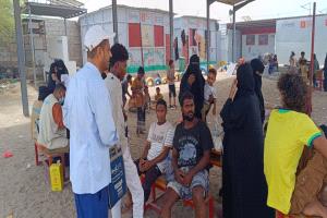 لحج: اللجنة الوطنية تكشف عن مأساة إنسانية في مخيم الرباط للنازحين