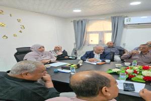الجهاز المركزي للإحصاء يناقش مع اللجان المجتمعية حصر وتسجيل النازحين في عدن
