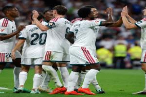 مورينيو يعلن قائمة ريال مدريد لمواجهة إلتشي