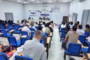 جامعة شبوة تمنح الباحثتين أمل دهول وخديجة العولقي أول درجتي ماجستير بكلية الإدارة والاقتصاد بتقدير امتياز