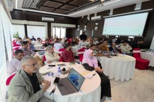 بالتعاون مع "الصحة العالمية".. اختتام دورة تدريب المدربين لرفع جاهزية المنافذ الحدودية في عدن