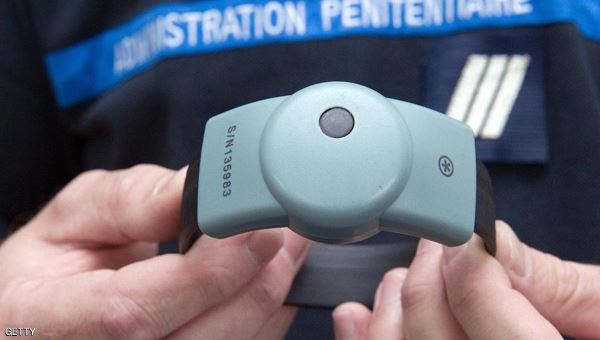 "السوار الإلكتروني" تقنية جديدة في حج 2016