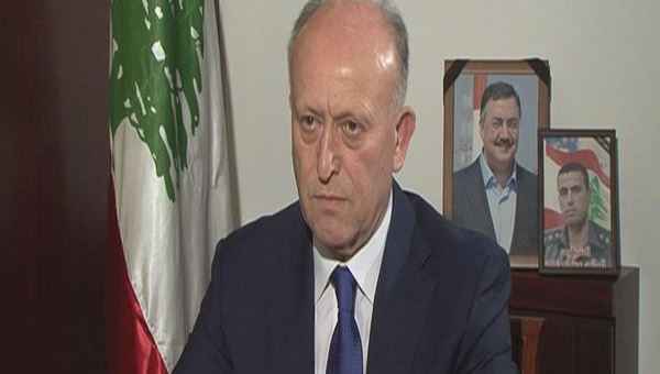 لبنان .. وزير العدل يستقيل ويدعو إلى الاعتذار للسعودية