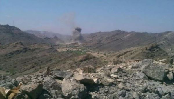 سلسلة غارات تستهدف مواقع الحوثيين على الحدود الشطرية بين تعز ولحج
