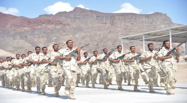 معسكرات التحالف تخرّج ضباط الجيش الجديد 