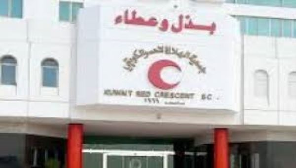 وصول الدفعة الرابعة من المساعدات الإنسانية للهلال الأحمر الكويتي إلى اليمن