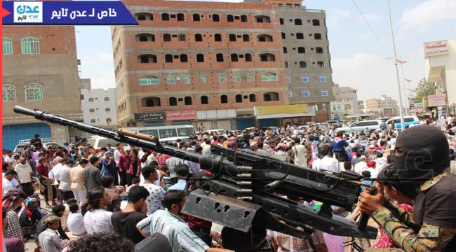 بمشاركة قيادات الدولة.. تشييع حاشد للشهيد اليافعي بعدن " صور"