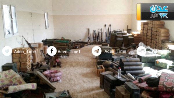 صور حصرية..  صواريخ واسلحة مهولة تركها الحوثيين في معسكر الدفاع الجوي في #المخا