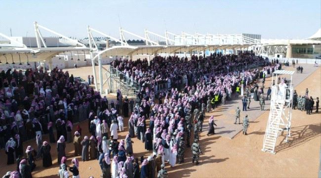 صور .. إقبال على مهرجان الملك عبدالعزيز لمزايين الإبل