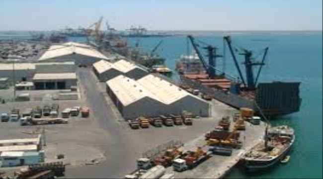 القطاع الخاص التجاري في عدن ينتقد الحكومة الشرعية