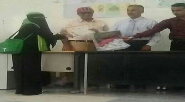 ( عدن تايم) تحاور الفائزة بأفضل قصة وخاطرة عربية