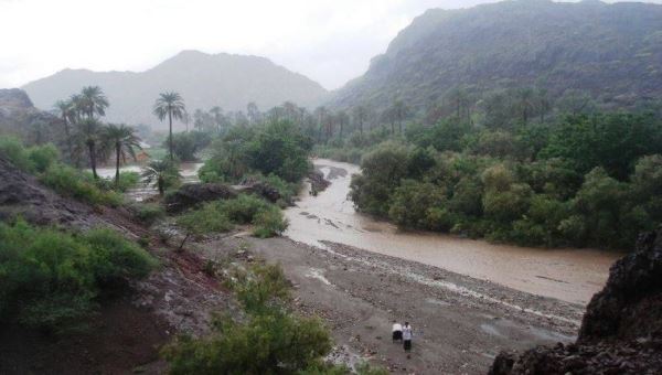 الحوثيون يسقطون مناطق جديدة بحيفان تعز ونيرانهم تقترب من طور الباحة